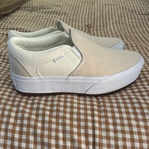 Vans Women's Platform Shoes in Cream and White